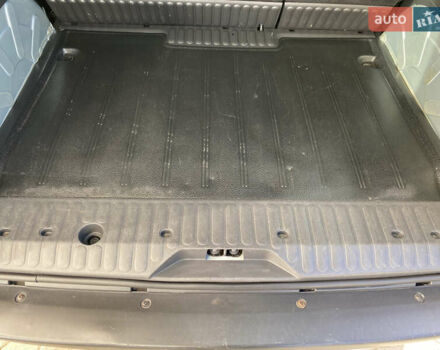 Рено Кєнгу 2011 у Івано-Франківську на Automoto.ua Сірий Рено Кєнгу, об'ємом двигуна 1.46 л та пробігом 250 тис. км за 7999 $, фото 56 на Automoto.ua