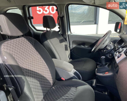 Рено Кєнгу 2011 у Івано-Франківську на Automoto.ua Сірий Рено Кєнгу, об'ємом двигуна 1.46 л та пробігом 250 тис. км за 7999 $, фото 48 на Automoto.ua