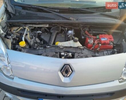 Рено Кенгу 2011 в Луцке на Automoto.ua Серый Рено Кенгу, объемом двигателя 1.46 л и пробегом 190 тыс. км за 7500 $, фото 15 на Automoto.ua