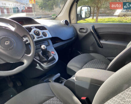 Рено Кєнгу 2011 у Івано-Франківську на Automoto.ua Сірий Рено Кєнгу, об'ємом двигуна 1.46 л та пробігом 250 тис. км за 7999 $, фото 32 на Automoto.ua