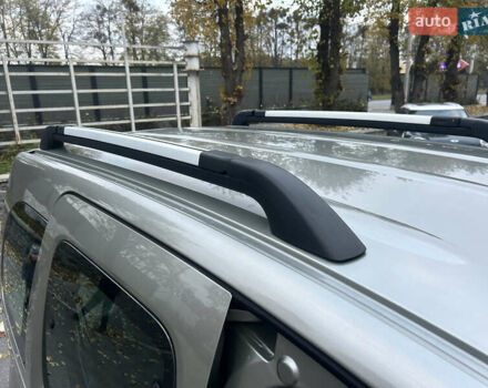 Серый Рено Кенгу, объемом двигателя 1.6 л и пробегом 226 тыс. км за 8099 $, фото 60 на Automoto.ua