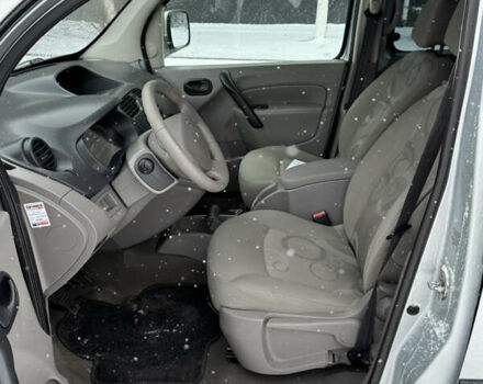 Серый Рено Кенгу, объемом двигателя 1.5 л и пробегом 258 тыс. км за 8400 $, фото 32 на Automoto.ua