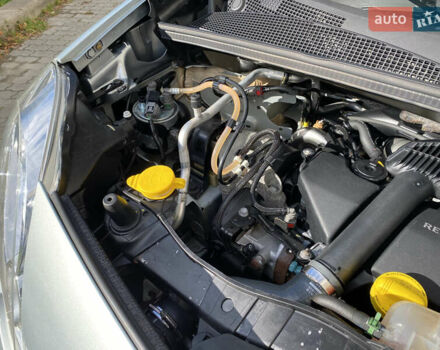 Рено Кєнгу 2011 у Івано-Франківську на Automoto.ua Сірий Рено Кєнгу, об'ємом двигуна 1.46 л та пробігом 250 тис. км за 7999 $, фото 61 на Automoto.ua