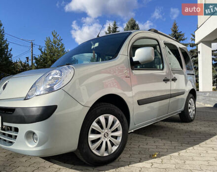 Рено Кєнгу 2011 у Івано-Франківську на Automoto.ua Сірий Рено Кєнгу, об'ємом двигуна 1.46 л та пробігом 250 тис. км за 7999 $, фото 3 на Automoto.ua