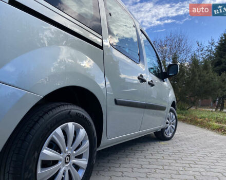 Рено Кєнгу 2011 у Івано-Франківську на Automoto.ua Сірий Рено Кєнгу, об'ємом двигуна 1.46 л та пробігом 250 тис. км за 7999 $, фото 22 на Automoto.ua