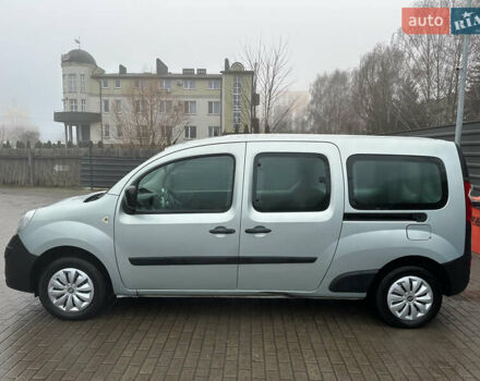 Серый Рено Кенгу, объемом двигателя 0 л и пробегом 280 тыс. км за 7600 $, фото 2 на Automoto.ua