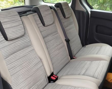 Рено Кенгу 2012 в Броварах на Automoto.ua Серый Рено Кенгу, объемом двигателя 1.6 л и пробегом 230 тыс. км за 9500 $, фото 4 на Automoto.ua