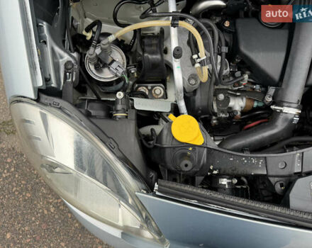 Сірий Рено Кєнгу, об'ємом двигуна 1.5 л та пробігом 227 тис. км за 9500 $, фото 73 на Automoto.ua