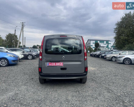 Сірий Рено Кєнгу, об'ємом двигуна 1.5 л та пробігом 215 тис. км за 8990 $, фото 11 на Automoto.ua