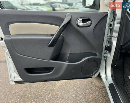 Сірий Рено Кєнгу, об'ємом двигуна 1.5 л та пробігом 227 тис. км за 9500 $, фото 60 на Automoto.ua