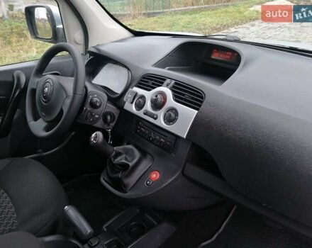 Сірий Рено Кєнгу, об'ємом двигуна 1.5 л та пробігом 219 тис. км за 8750 $, фото 32 на Automoto.ua