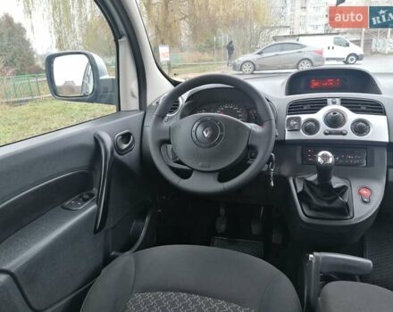 Сірий Рено Кєнгу, об'ємом двигуна 1.5 л та пробігом 219 тис. км за 8750 $, фото 44 на Automoto.ua