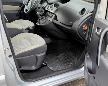 Рено Кенгу 2012 в Броварах на Automoto.ua Серый Рено Кенгу, объемом двигателя 1.6 л и пробегом 230 тыс. км за 9500 $, фото 5 на Automoto.ua