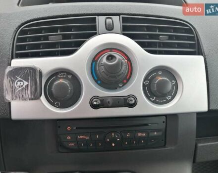 Сірий Рено Кєнгу, об'ємом двигуна 1.5 л та пробігом 219 тис. км за 8750 $, фото 24 на Automoto.ua