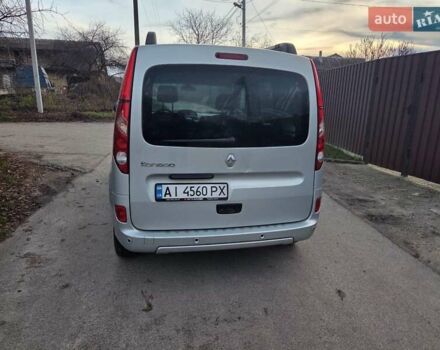 Серый Рено Кенгу, объемом двигателя 1.6 л и пробегом 120 тыс. км за 3900 $, фото 7 на Automoto.ua