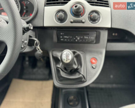 Сірий Рено Кєнгу, об'ємом двигуна 1.5 л та пробігом 227 тис. км за 9500 $, фото 37 на Automoto.ua