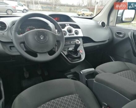 Сірий Рено Кєнгу, об'ємом двигуна 1.5 л та пробігом 219 тис. км за 8750 $, фото 37 на Automoto.ua
