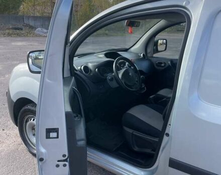 Сірий Рено Кєнгу, об'ємом двигуна 1.46 л та пробігом 375 тис. км за 5100 $, фото 6 на Automoto.ua