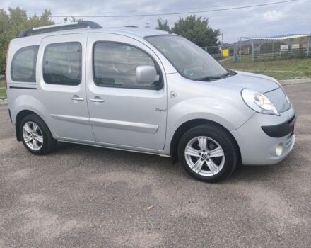 Сірий Рено Кєнгу, об'ємом двигуна 1.5 л та пробігом 203 тис. км за 8850 $, фото 1 на Automoto.ua