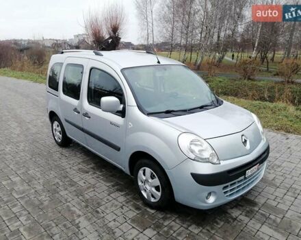 Сірий Рено Кєнгу, об'ємом двигуна 1.5 л та пробігом 219 тис. км за 8750 $, фото 69 на Automoto.ua