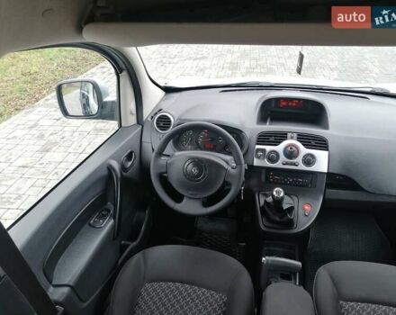 Сірий Рено Кєнгу, об'ємом двигуна 1.5 л та пробігом 219 тис. км за 8750 $, фото 41 на Automoto.ua