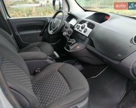 Сірий Рено Кєнгу, об'ємом двигуна 1.5 л та пробігом 219 тис. км за 8750 $, фото 33 на Automoto.ua