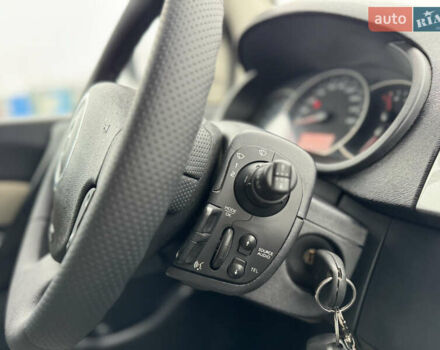 Сірий Рено Кєнгу, об'ємом двигуна 1.5 л та пробігом 227 тис. км за 9500 $, фото 44 на Automoto.ua