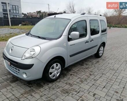 Сірий Рено Кєнгу, об'ємом двигуна 1.5 л та пробігом 219 тис. км за 8750 $, фото 75 на Automoto.ua