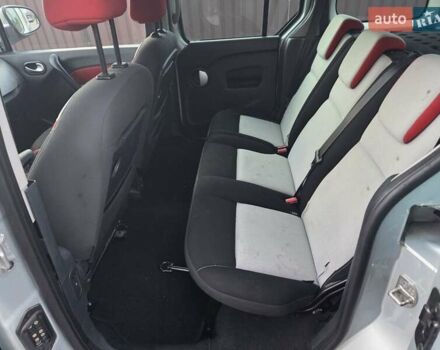 Серый Рено Кенгу, объемом двигателя 1.6 л и пробегом 120 тыс. км за 3900 $, фото 15 на Automoto.ua