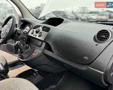 Сірий Рено Кєнгу, об'ємом двигуна 1.5 л та пробігом 227 тис. км за 9500 $, фото 78 на Automoto.ua