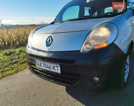 Серый Рено Кенгу, объемом двигателя 1.46 л и пробегом 206 тыс. км за 7799 $, фото 4 на Automoto.ua