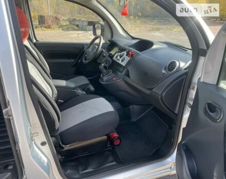 Сірий Рено Кєнгу, об'ємом двигуна 1.46 л та пробігом 375 тис. км за 5100 $, фото 4 на Automoto.ua