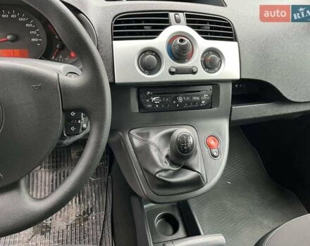 Серый Рено Кенгу, объемом двигателя 1.5 л и пробегом 288 тыс. км за 8200 $, фото 10 на Automoto.ua
