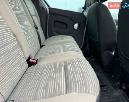 Сірий Рено Кєнгу, об'ємом двигуна 1.5 л та пробігом 227 тис. км за 9500 $, фото 33 на Automoto.ua