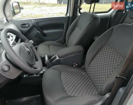 Сірий Рено Кєнгу, об'ємом двигуна 1.5 л та пробігом 219 тис. км за 8750 $, фото 21 на Automoto.ua