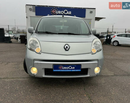 Сірий Рено Кєнгу, об'ємом двигуна 1.5 л та пробігом 227 тис. км за 9500 $, фото 2 на Automoto.ua