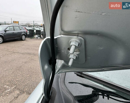 Сірий Рено Кєнгу, об'ємом двигуна 1.5 л та пробігом 227 тис. км за 9500 $, фото 66 на Automoto.ua