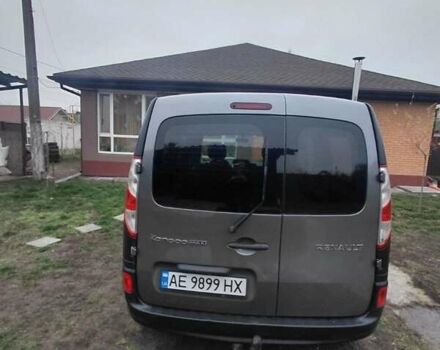 Серый Рено Кенгу, объемом двигателя 1.5 л и пробегом 240 тыс. км за 10300 $, фото 3 на Automoto.ua