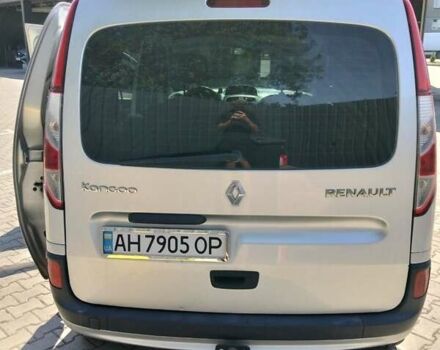 Рено Кенгу 2013 в Львове на Automoto.ua Серый Рено Кенгу, объемом двигателя 1.46 л и пробегом 341 тыс. км за 7200 $, фото 1 на Automoto.ua