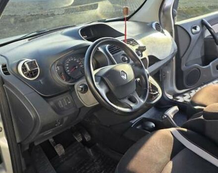 Серый Рено Кенгу, объемом двигателя 1.46 л и пробегом 180 тыс. км за 12500 $, фото 9 на Automoto.ua