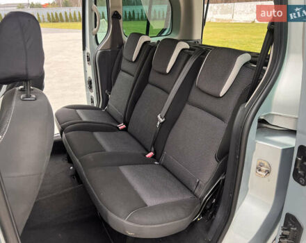 Серый Рено Кенгу, объемом двигателя 1.6 л и пробегом 245 тыс. км за 8200 $, фото 9 на Automoto.ua