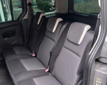 Серый Рено Кенгу, объемом двигателя 1.5 л и пробегом 222 тыс. км за 10500 $, фото 17 на Automoto.ua