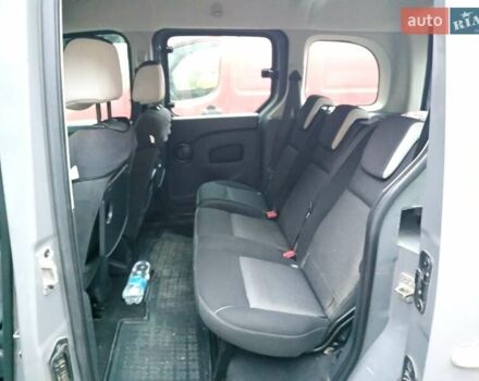 Серый Рено Кенгу, объемом двигателя 1.5 л и пробегом 255 тыс. км за 8250 $, фото 2 на Automoto.ua