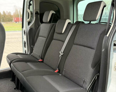 Сірий Рено Кєнгу, об'ємом двигуна 1.6 л та пробігом 172 тис. км за 7700 $, фото 86 на Automoto.ua