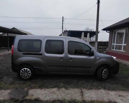 Серый Рено Кенгу, объемом двигателя 1.5 л и пробегом 240 тыс. км за 10300 $, фото 4 на Automoto.ua