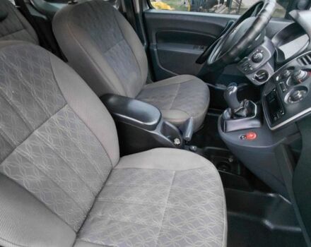 Сірий Рено Кєнгу, об'ємом двигуна 1.5 л та пробігом 240 тис. км за 10300 $, фото 13 на Automoto.ua