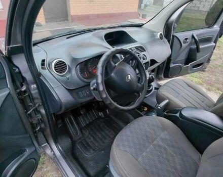 Серый Рено Кенгу, объемом двигателя 1.5 л и пробегом 240 тыс. км за 10300 $, фото 11 на Automoto.ua