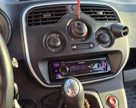 Серый Рено Кенгу, объемом двигателя 1.46 л и пробегом 180 тыс. км за 12500 $, фото 12 на Automoto.ua