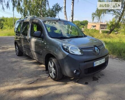 Серый Рено Кенгу, объемом двигателя 0 л и пробегом 105 тыс. км за 8900 $, фото 1 на Automoto.ua
