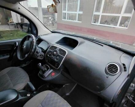 Серый Рено Кенгу, объемом двигателя 1.5 л и пробегом 240 тыс. км за 10300 $, фото 6 на Automoto.ua